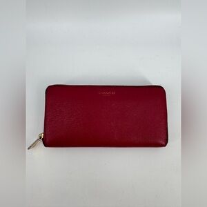 Coach Leather Zipper Wallet